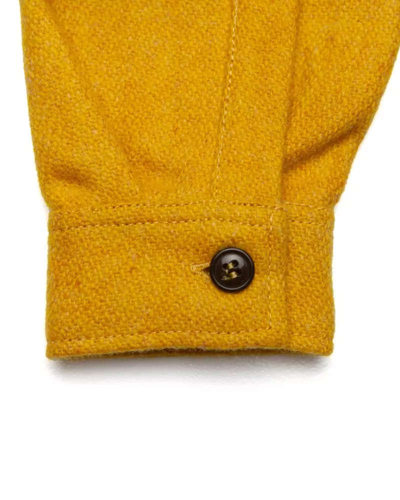 Овершот Chesapeake’s The Jackson Hole Shirt in Ochre Овершот Chesapeake’s The Jackson Hole Shirt in Ochre